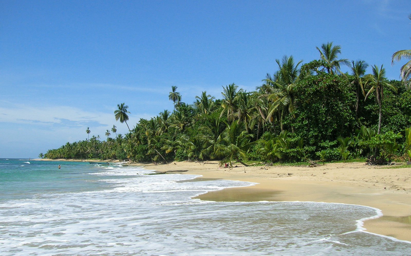 Lifeguard training in Costa Rica